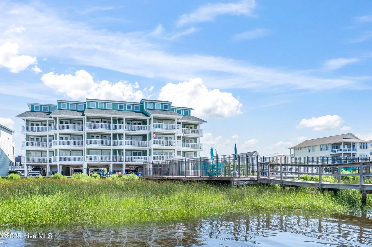 111 Florida Avenue - Photo 1