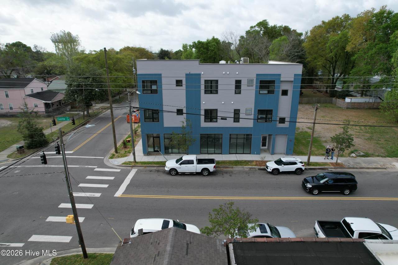 720 Castle Street - Photo 1