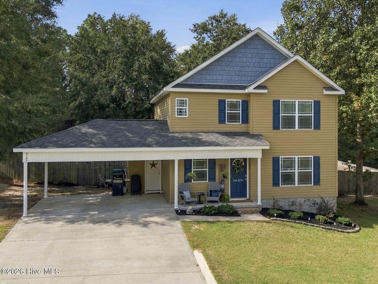5104 Trickling Creek Drive - Photo 1