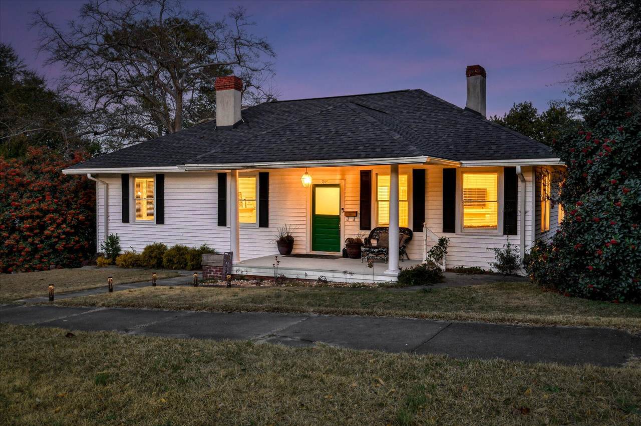 1220 Hickman Road - Photo 1
