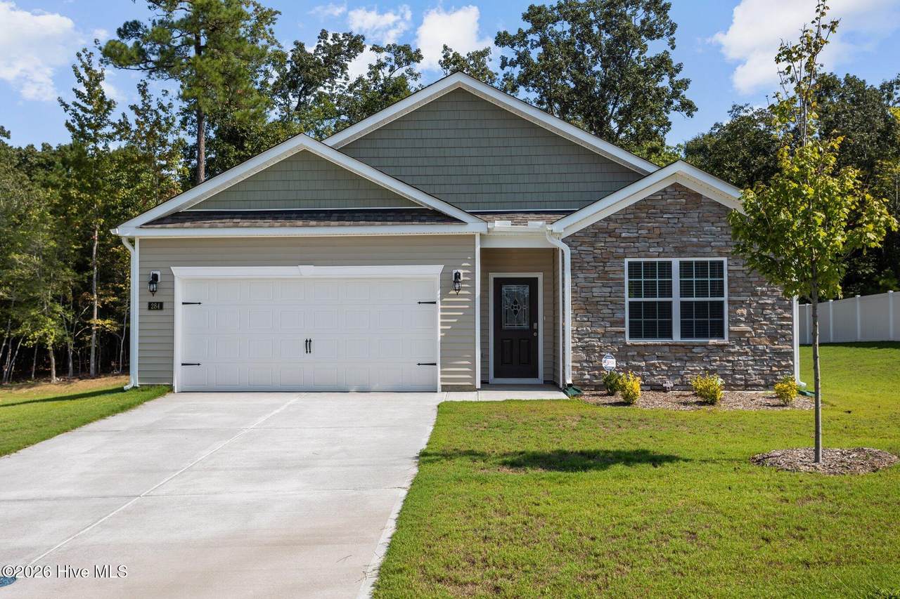284 Robert Place - Photo 1
