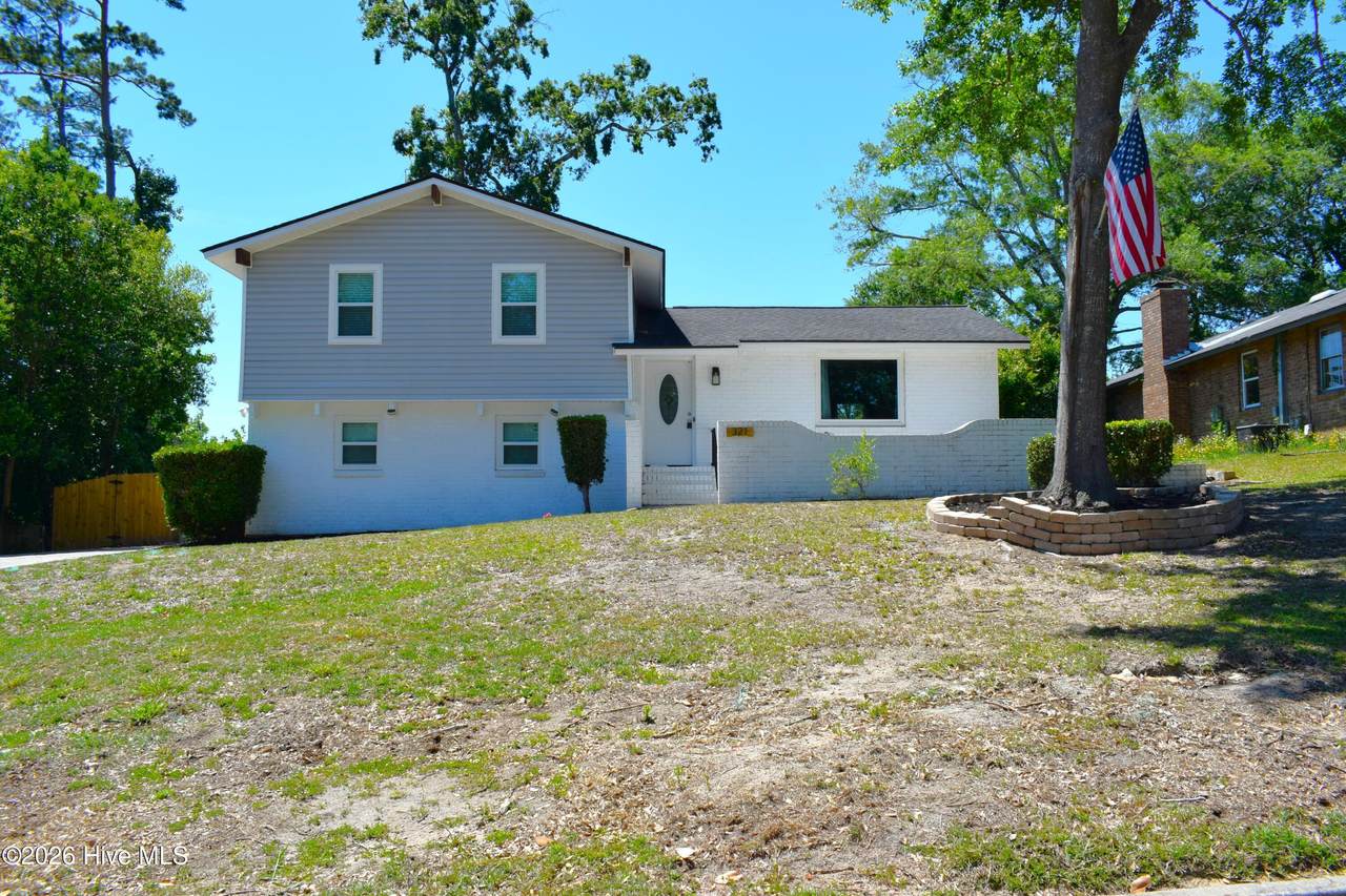 321 Oak Lake Drive - Photo 1