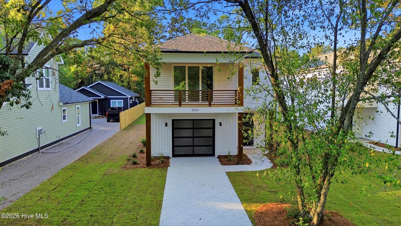 5009 Peachtree Avenue - Photo 1
