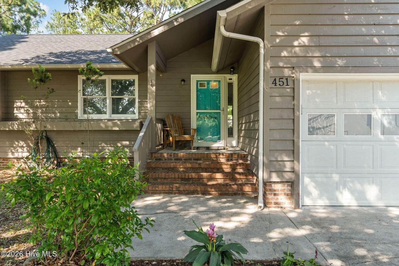 451 Crestwood Drive - Photo 1