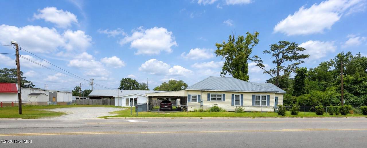 4009 Holly Shelter Road - Photo 1
