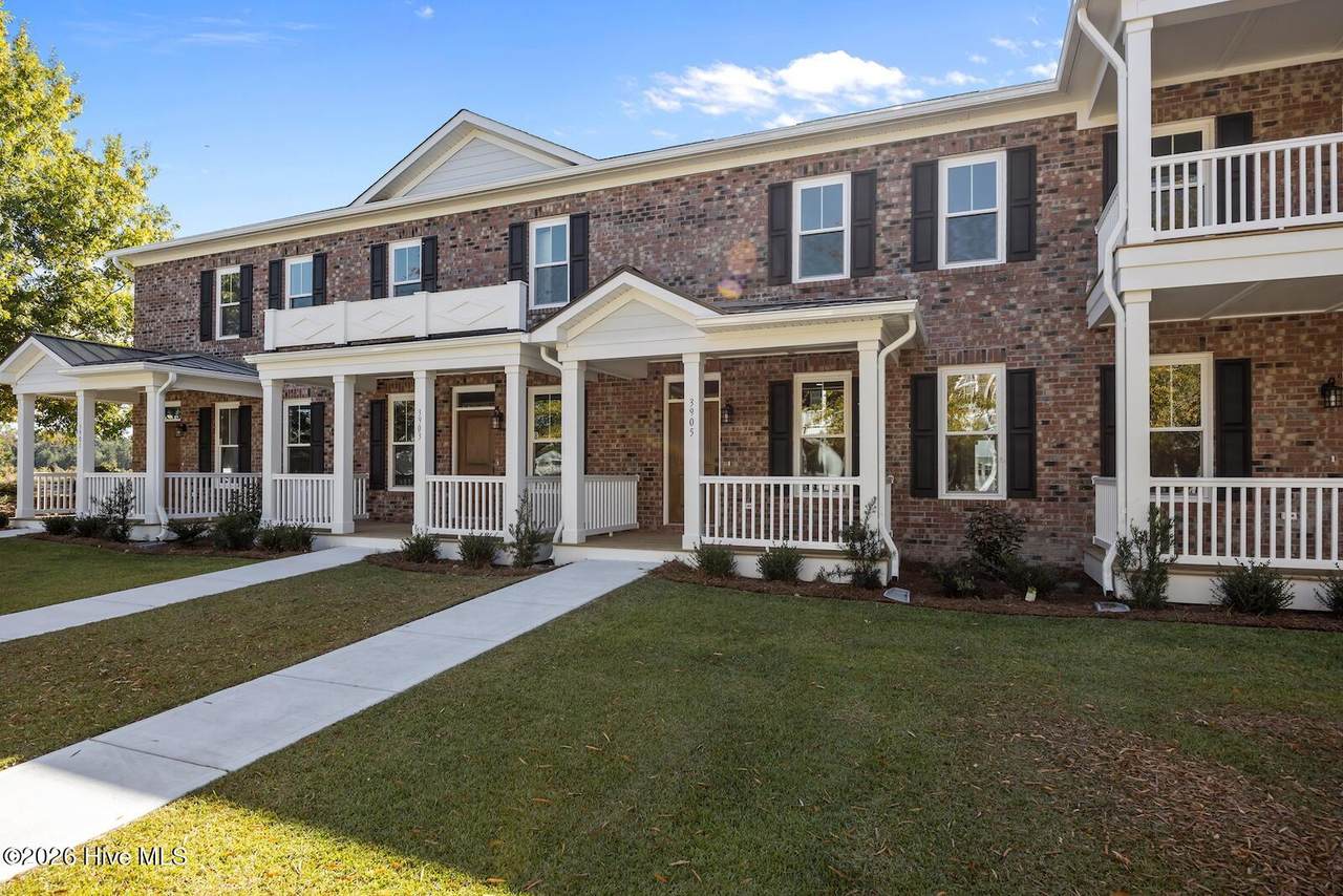 3905 Harkers Way - Photo 1