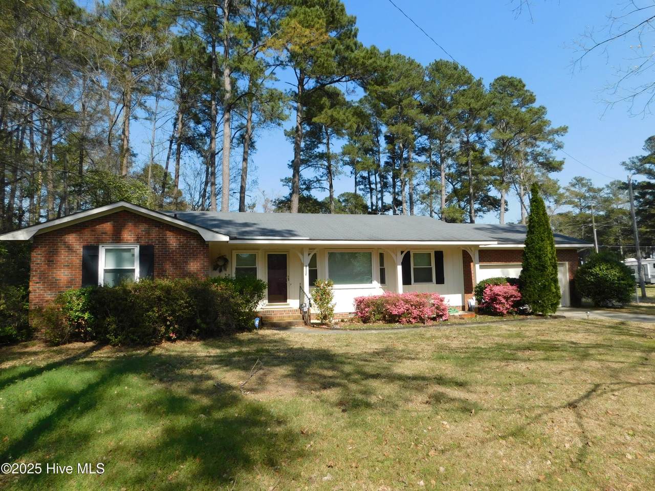 1003 Scotsdale Road - Photo 1