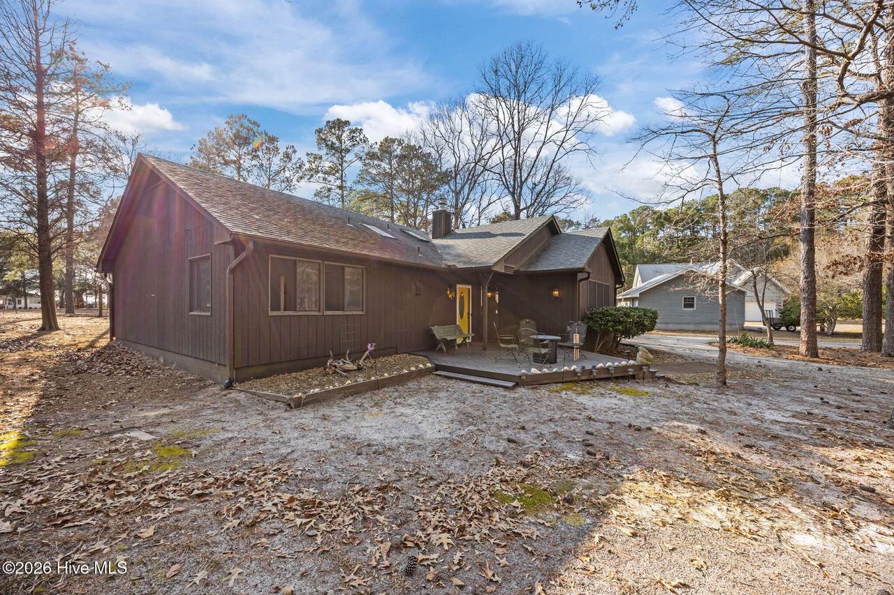 135 Wilson Circle - Photo 1