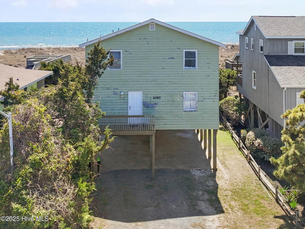 1097 Ocean Boulevard - Photo 1
