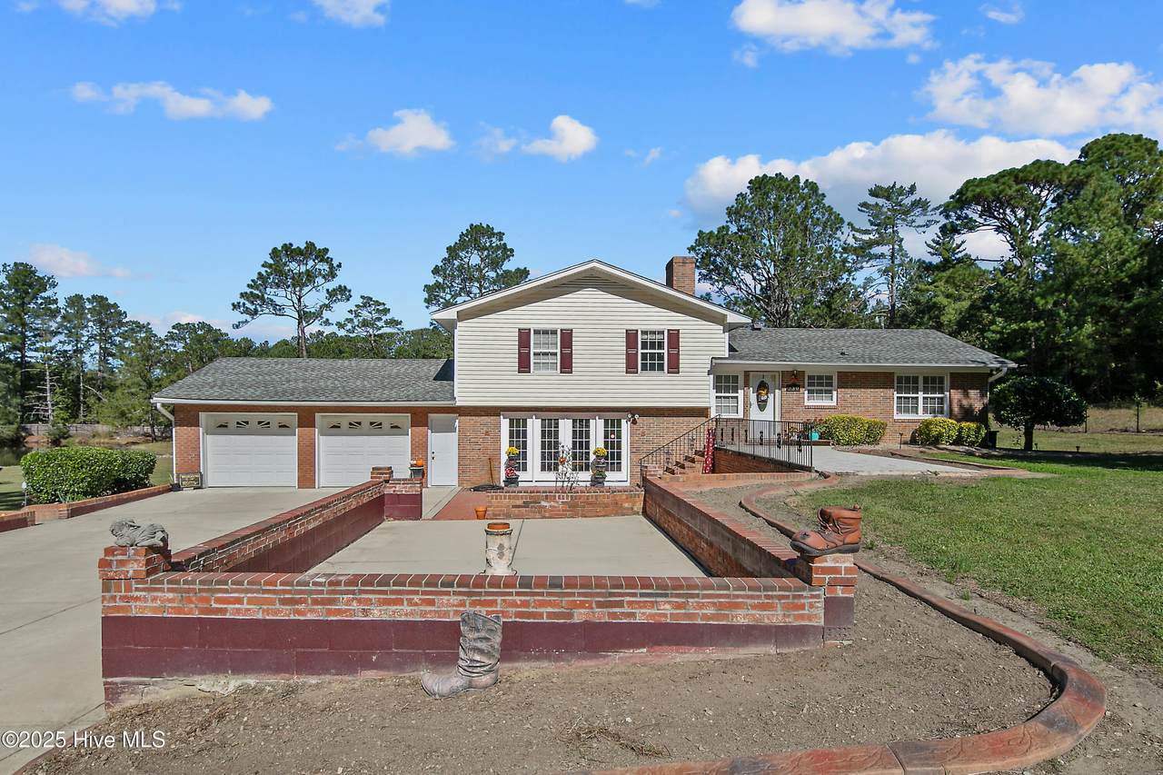 330 Rachel Road - Photo 1