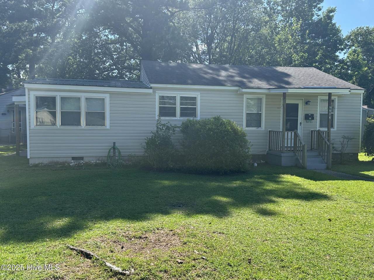 2203 High School Drive - Photo 1