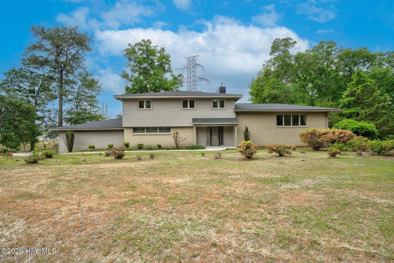 816 Stone Drive - Photo 1