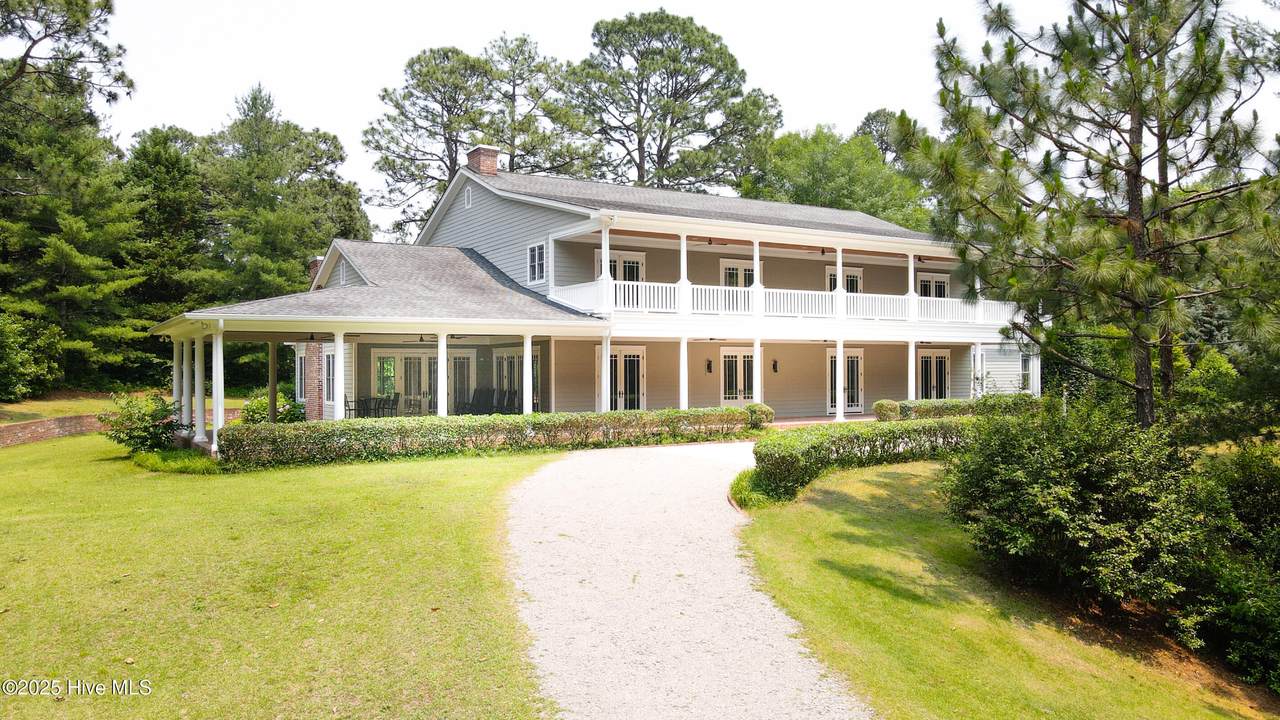 215 Inverrary Road - Photo 1