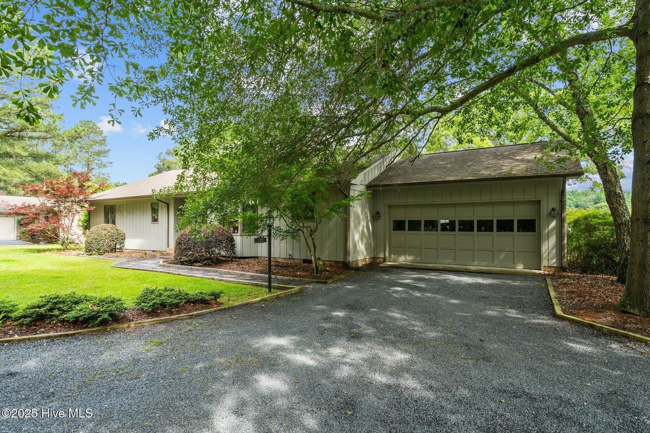 106 Millstone Road - Photo 1