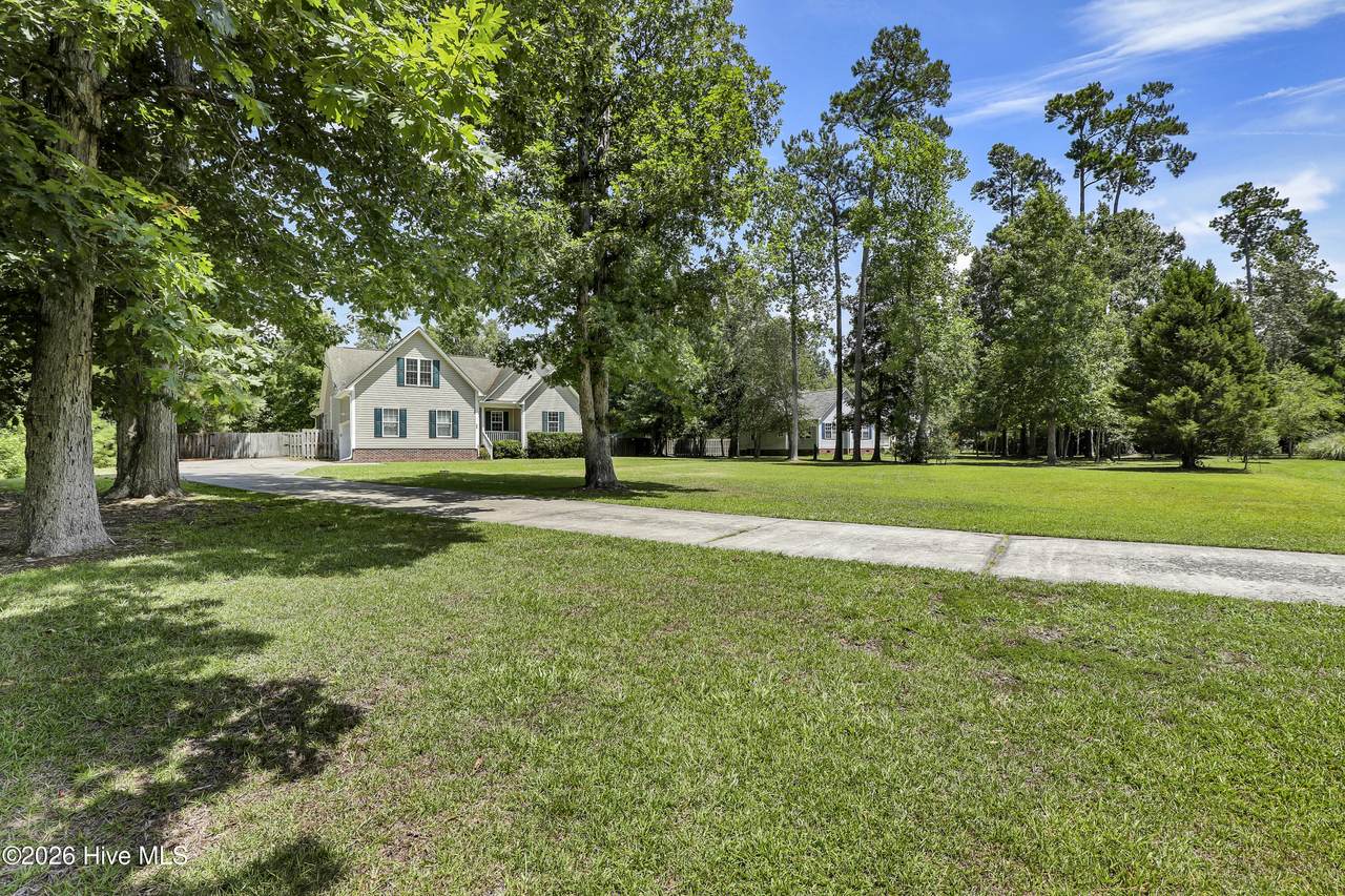 356 Knollwood Drive - Photo 1