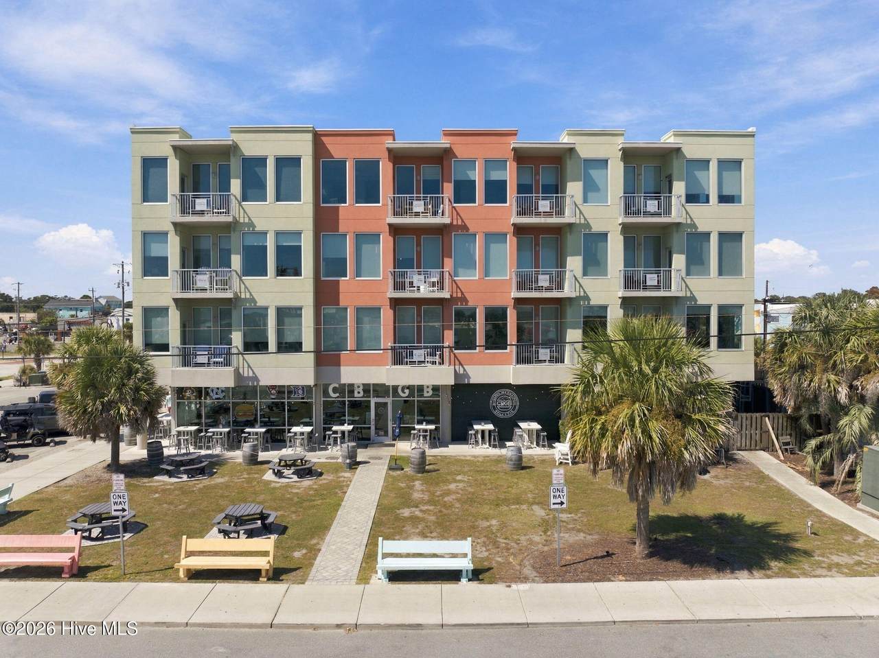 102 Cape Fear Boulevard - Photo 1