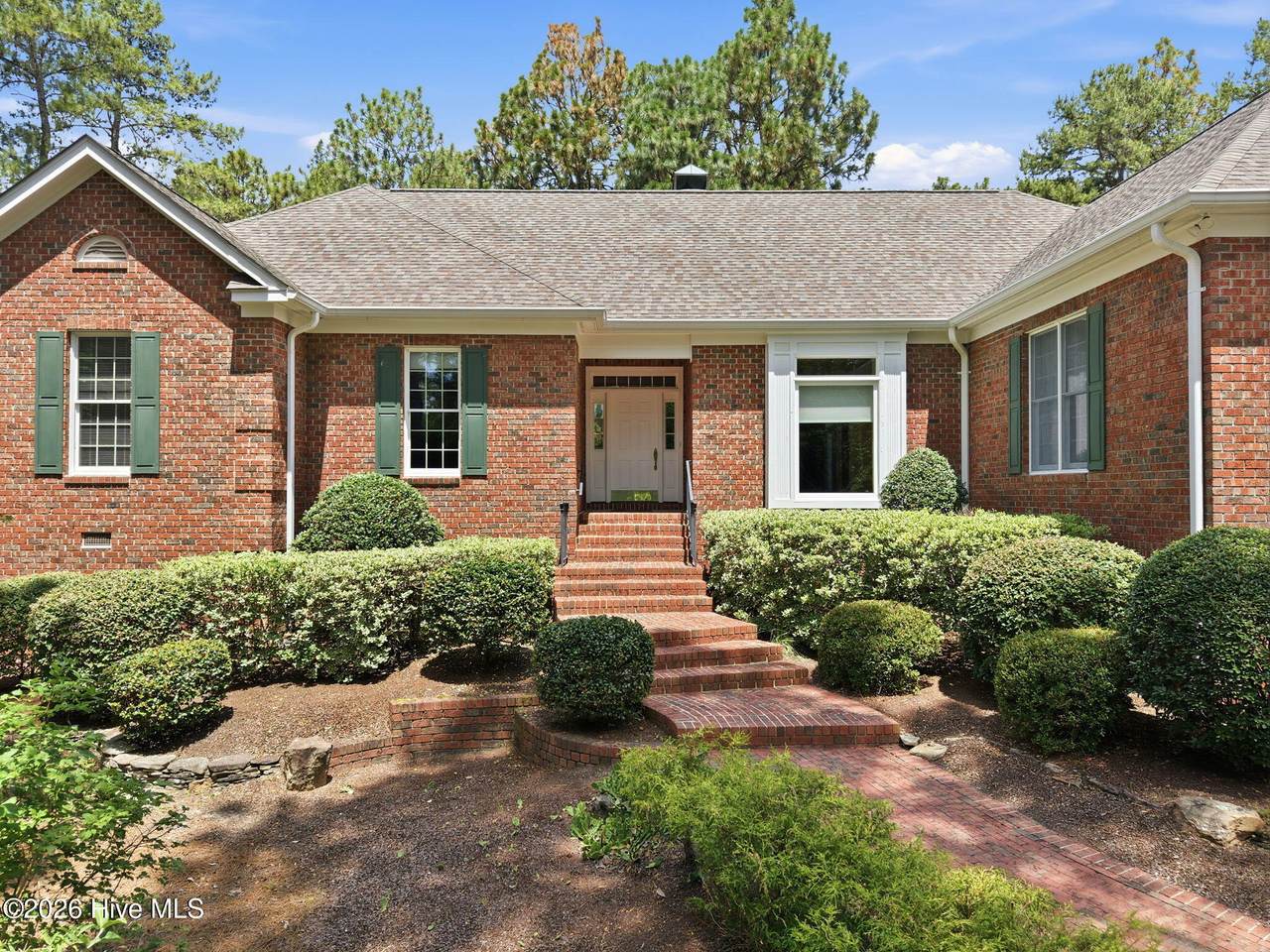 86 Pinewild Drive - Photo 1