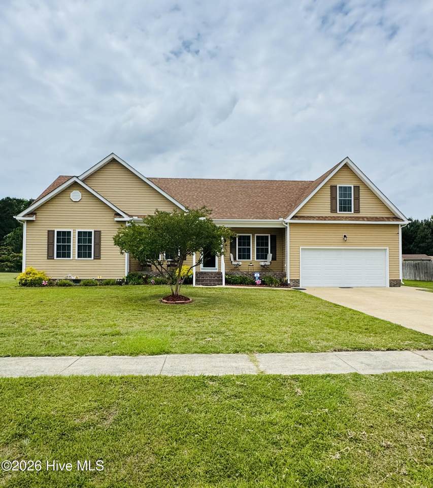 120 Laurel Woods Boulevard - Photo 1