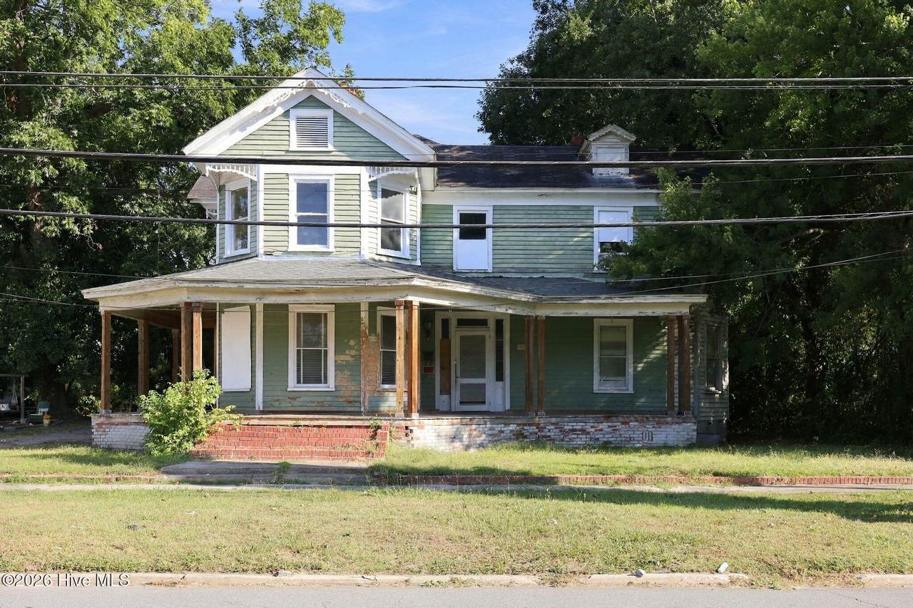653 Third Street - Photo 1