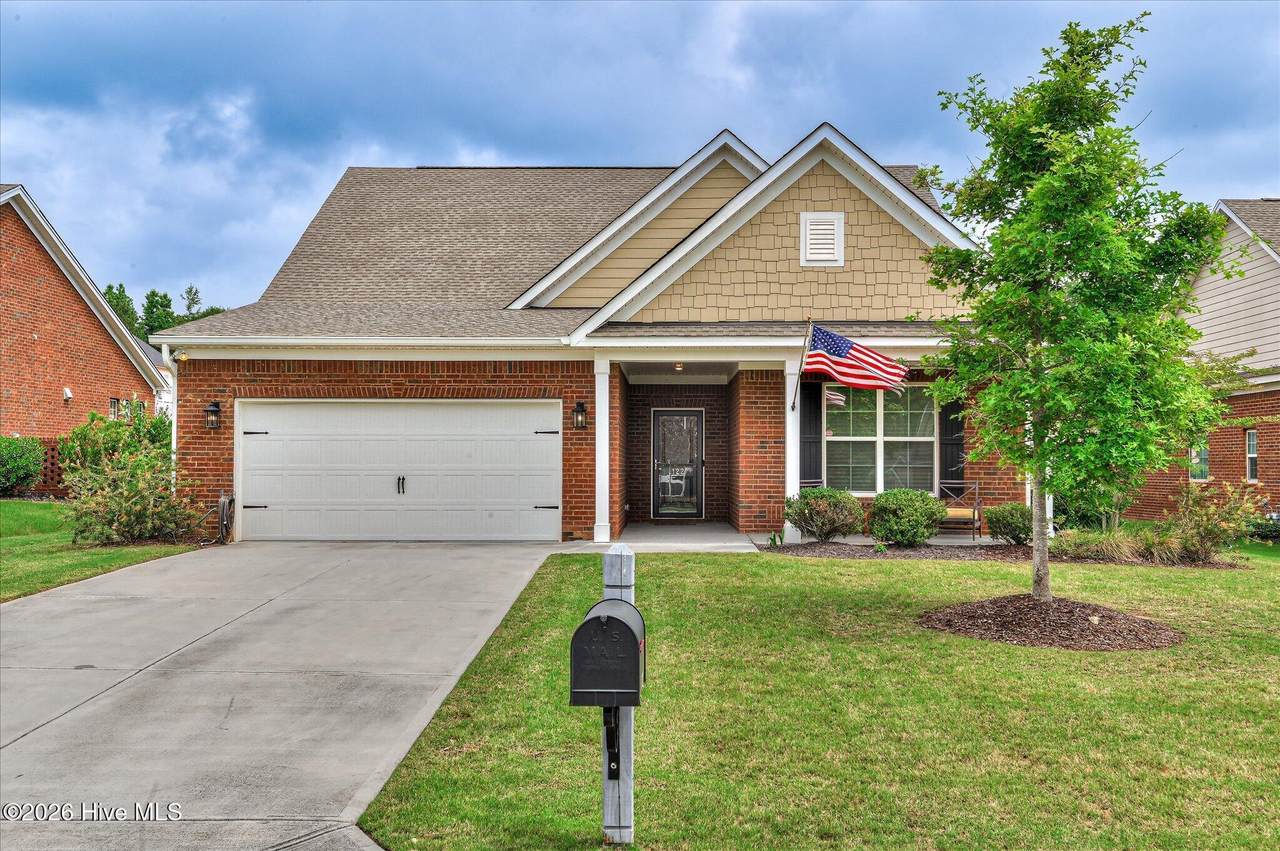 122 Fitzsimmons Drive - Photo 1
