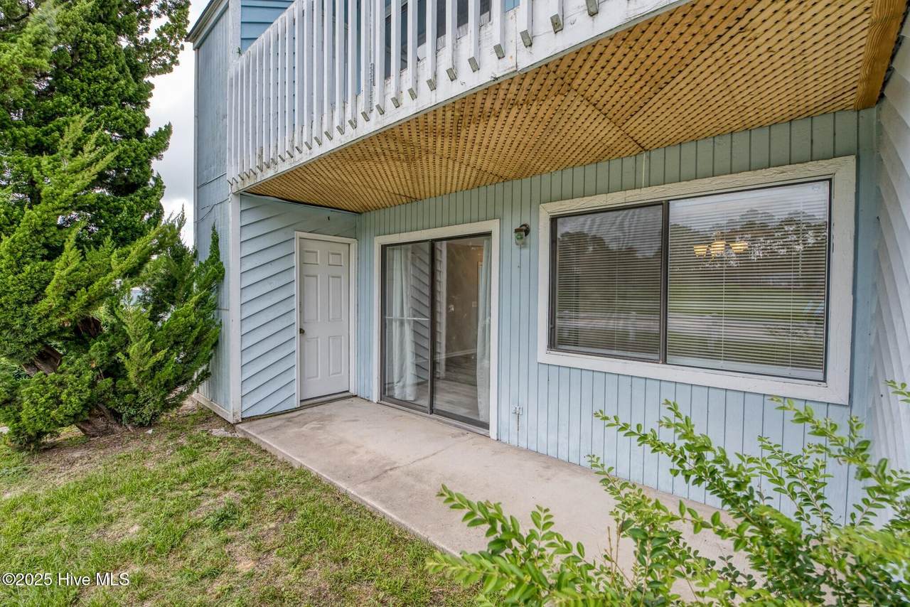 39 Roberts Road - Photo 1