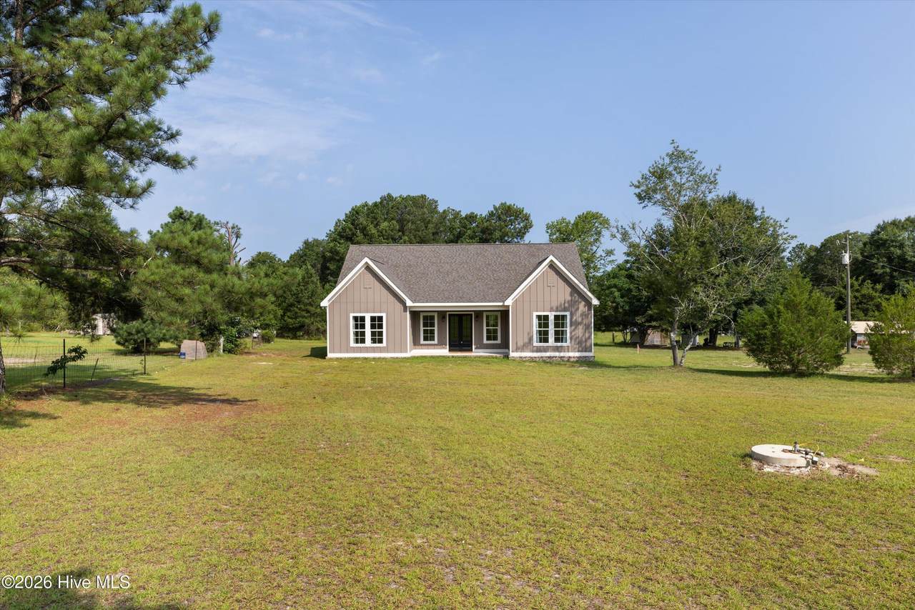5017 Iron Hill Road - Photo 1