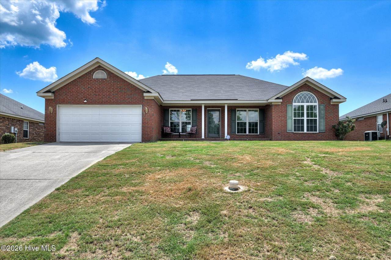 1828 Heathers Way - Photo 1