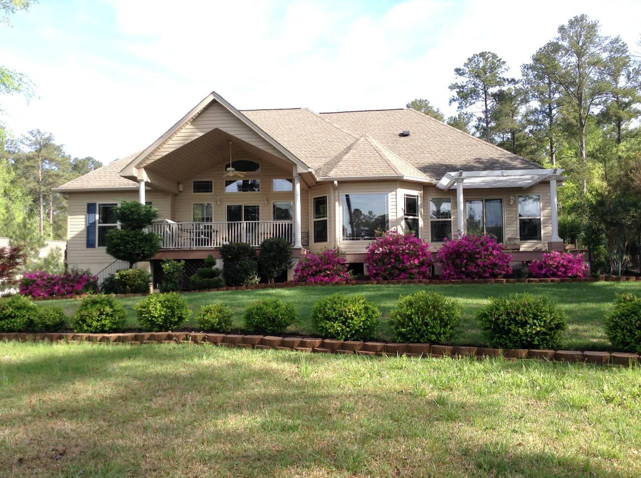 218 Monroe Lane - Photo 1