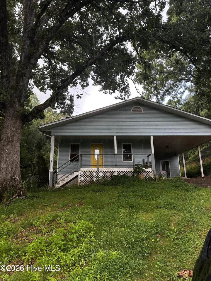 1634 Crisp Road - Photo 1