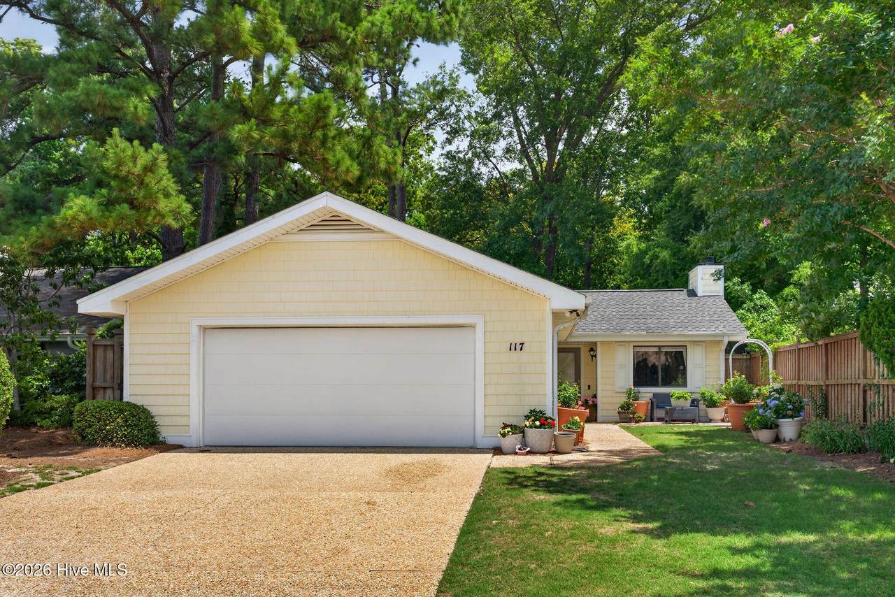 117 Vistamar Drive - Photo 1