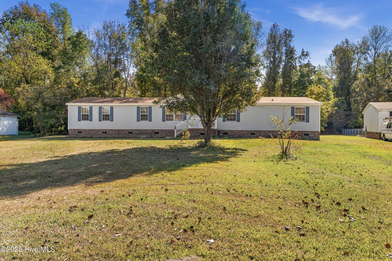 106 Theodore Lane - Photo 1