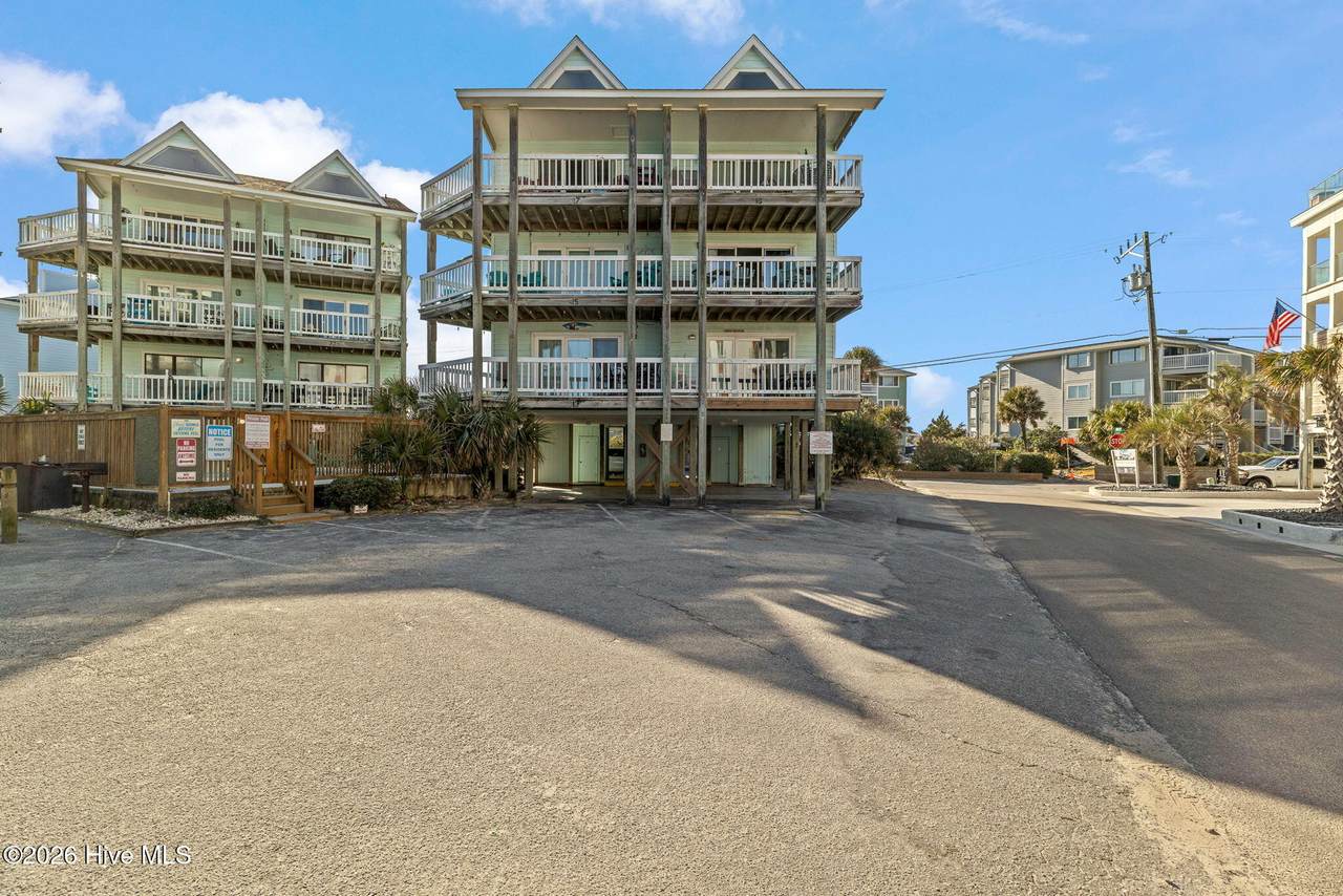 1717 Carolina Beach Avenue - Photo 1