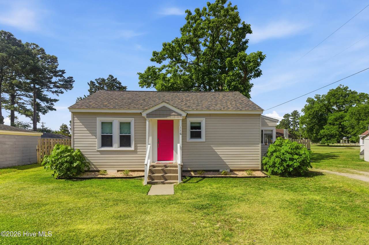 116 Mccoy Avenue - Photo 1
