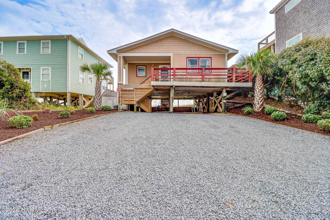 1112 Shore Drive - Photo 1