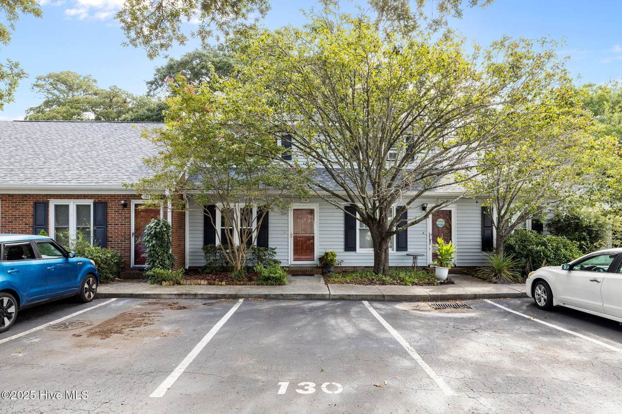 3200 Crystal Oaks Lane - Photo 1