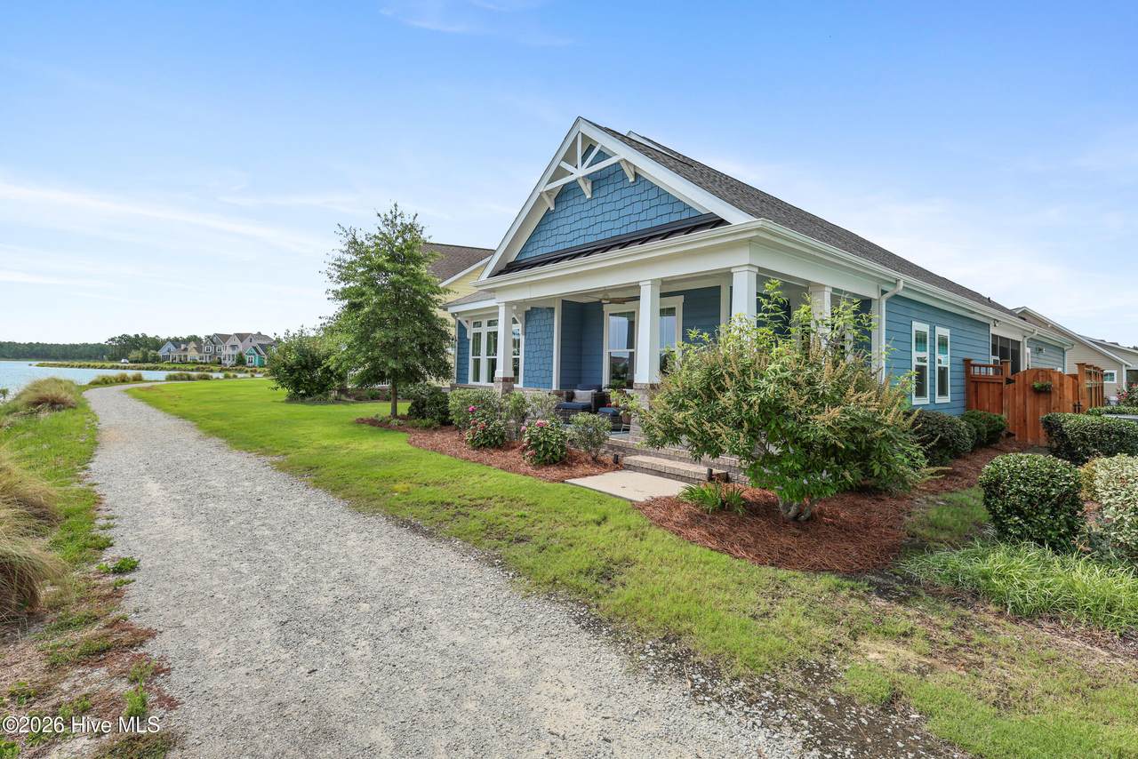 4837 Waves Pointe Point - Photo 1