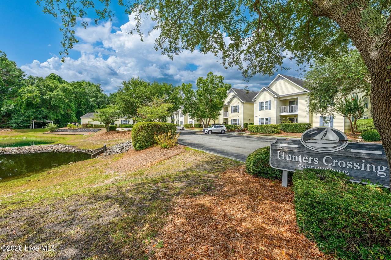 5004 Hunters Trail - Photo 1