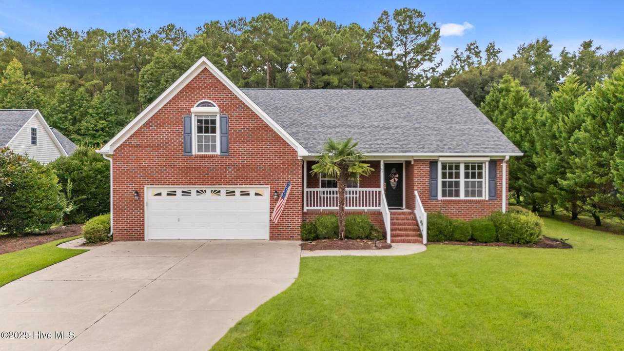 303 Deerfield Drive - Photo 1