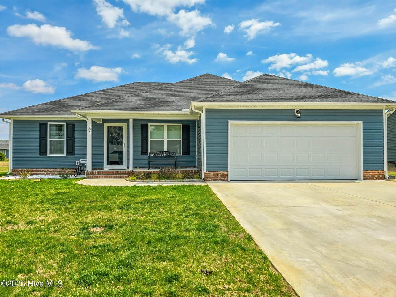 206 Compass Drive - Photo 1