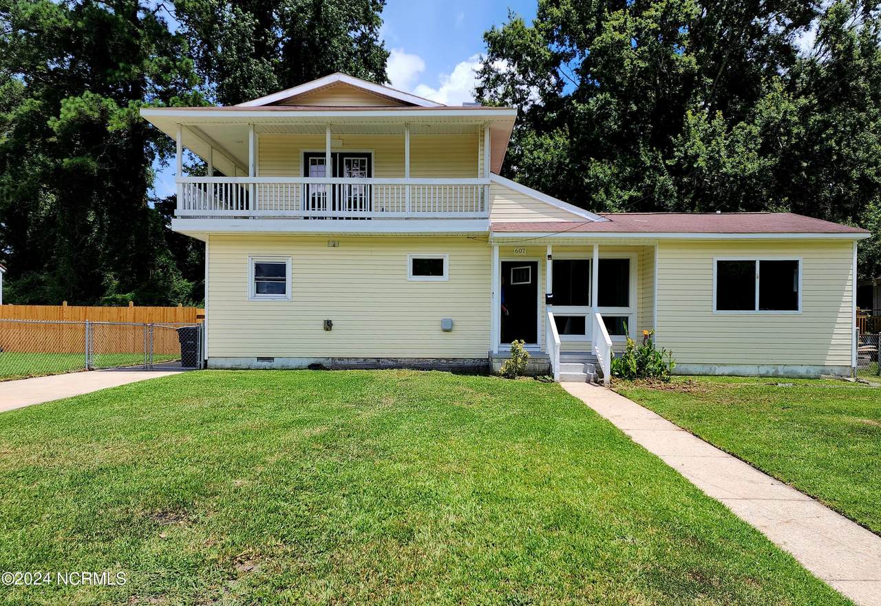 607 New River Drive - Photo 1