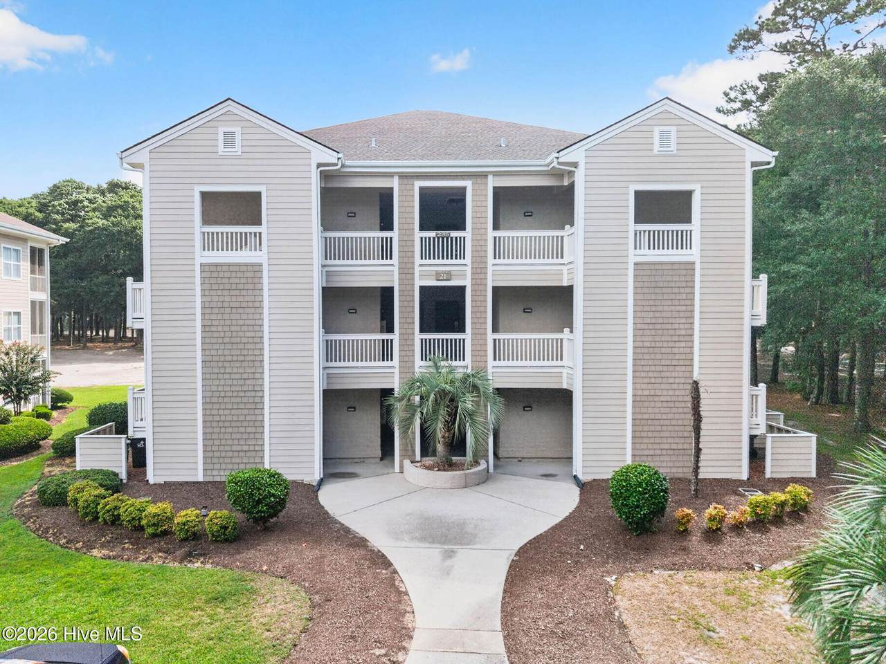 235 Kings Trail - Photo 1