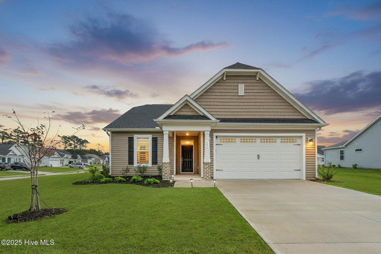 645 Ashvale Lane - Photo 1