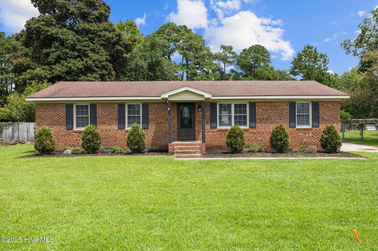 6407 Clarks Neck Road - Photo 1