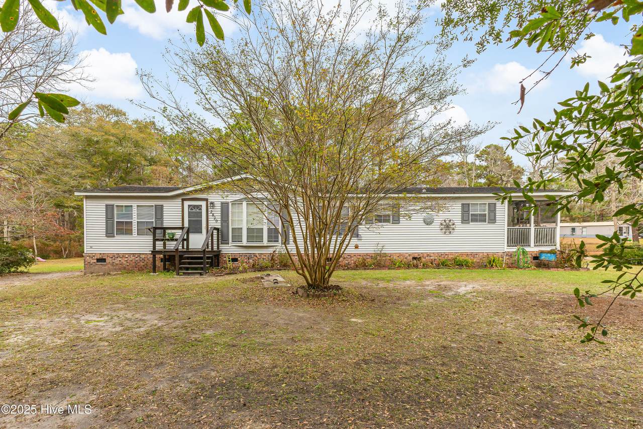 2820 Hall Street - Photo 1