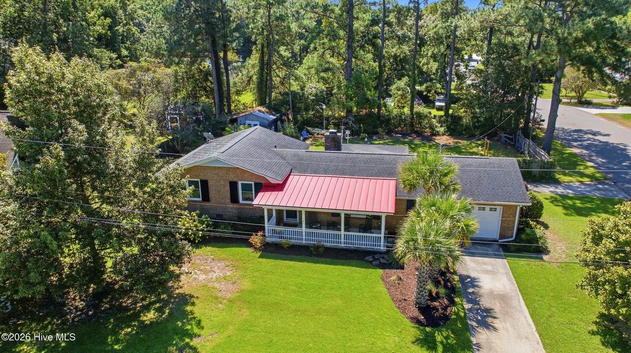 135 Disney Drive - Photo 1