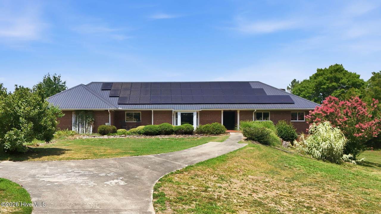 124 Riverside Road - Photo 1