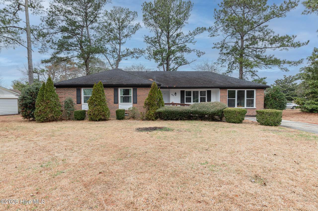 605 Winchester Road - Photo 1