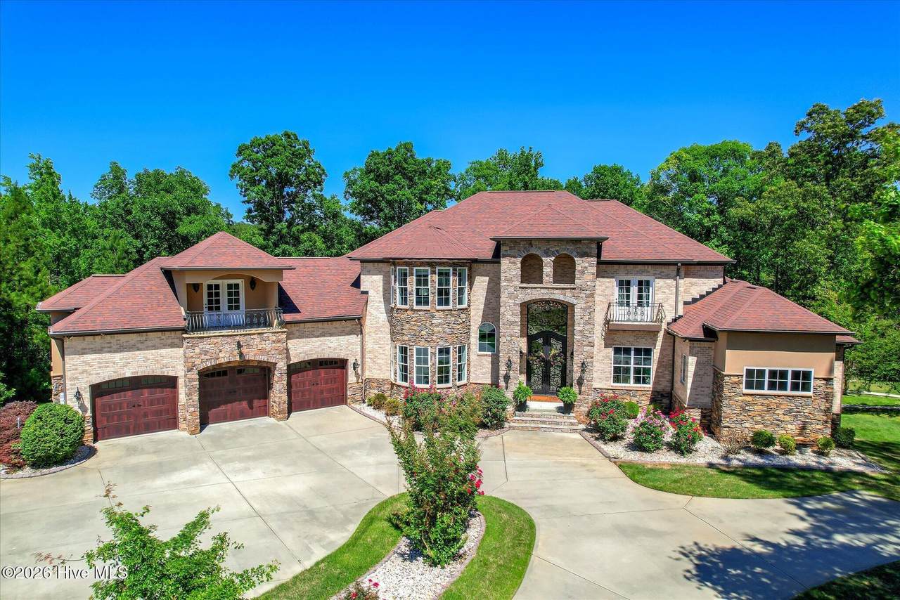 305 Alabaster Court - Photo 1