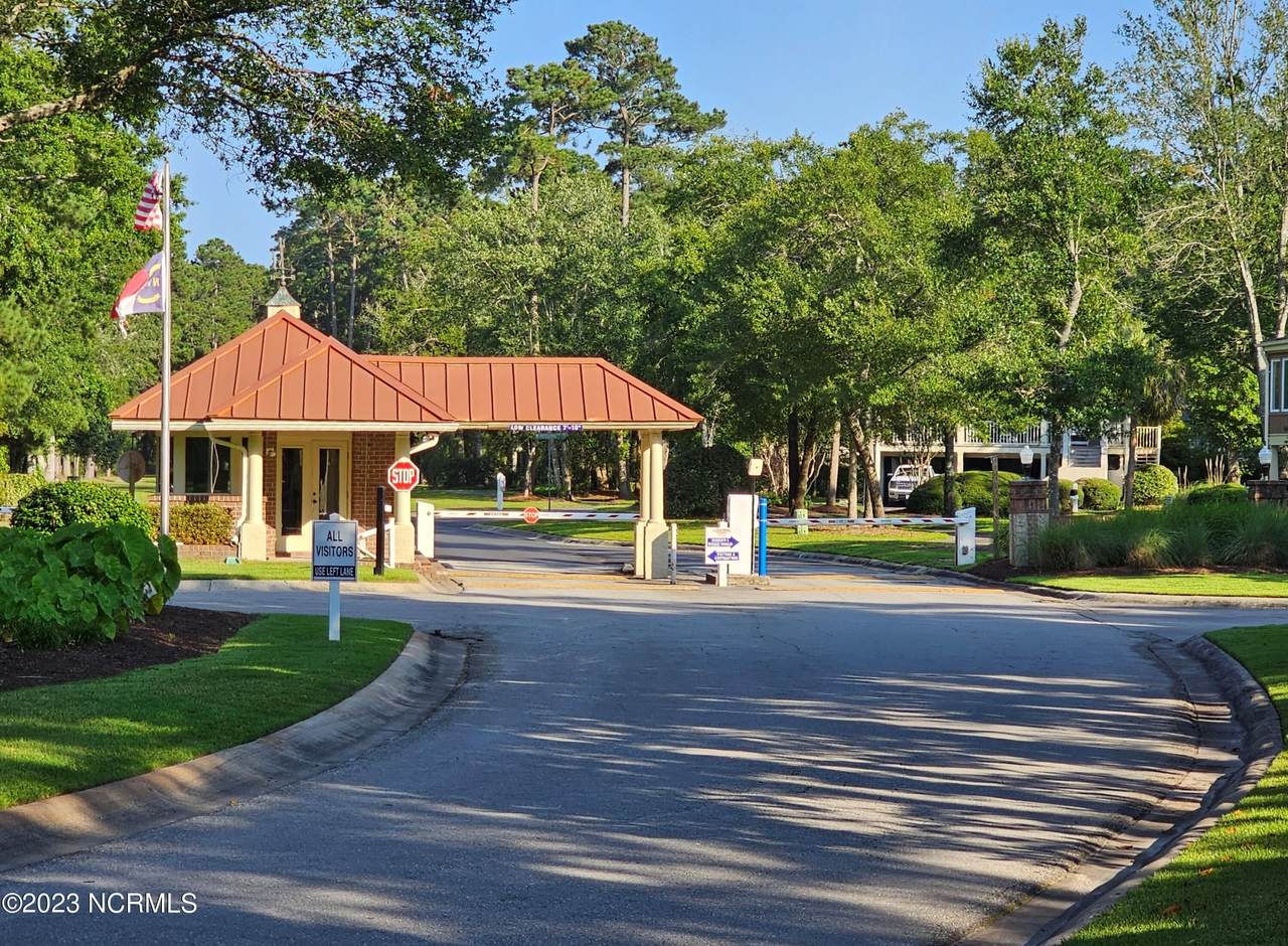 1714 Deerfield Drive - Photo 1