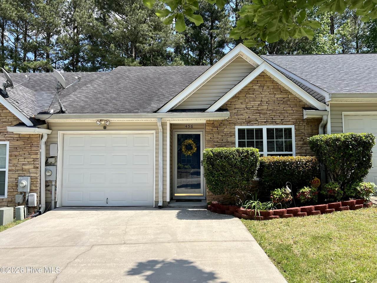 456 Northrop Place - Photo 1